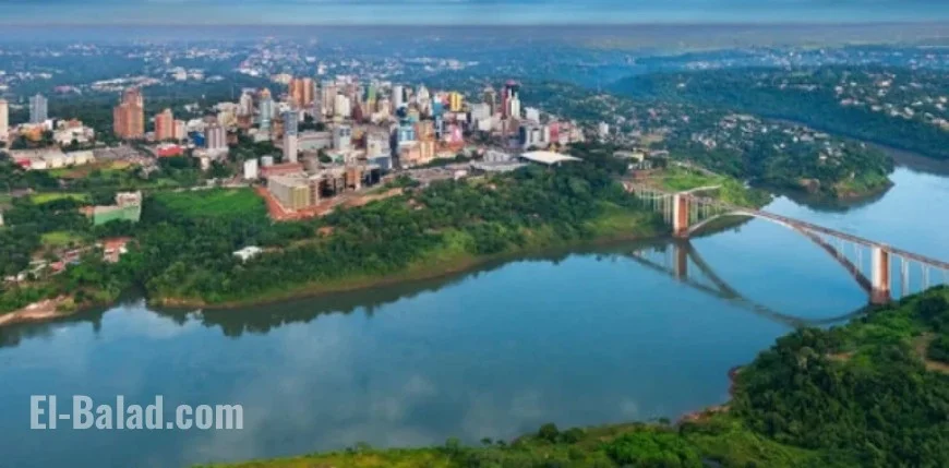 Cross from Puerto Iguazú to Ciudad del Este: A Complete Tourist Guide