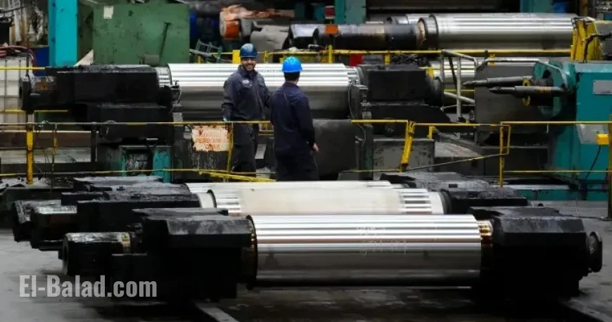 Trade War to Subdue Hiring Next Year, Data Shows