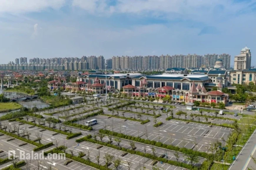 Foreign Investors Grapple with Losses in China’s Distressed Real Estate Market