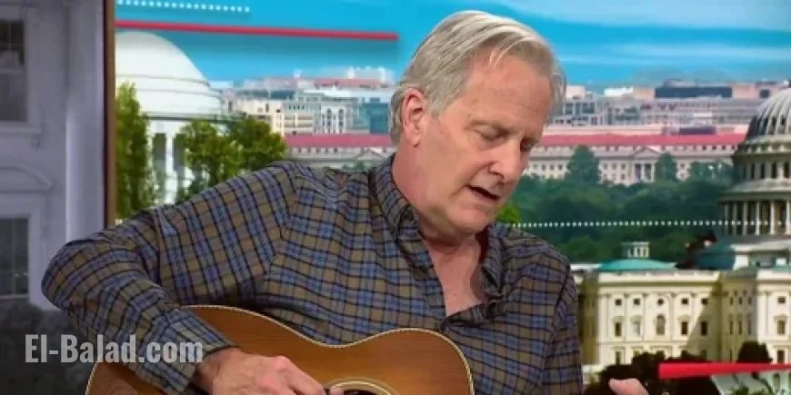 Jeff Daniels goes live with protest song as new TV role and stage plans keep momentum building