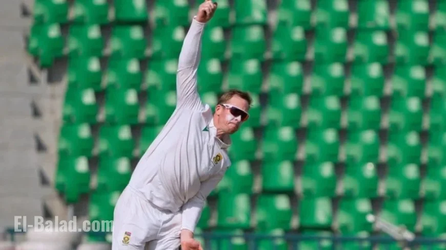 Simon Harmer Delivers “Ball of the Century” in South Africa’s Spin Showcase