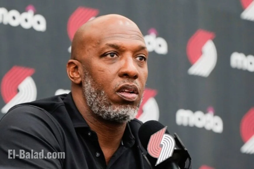 Who is the San Antonio Spurs head coach? Mitch Johnson leads the Spurs; Tiago Splitter is in the news—but not for San Antonio