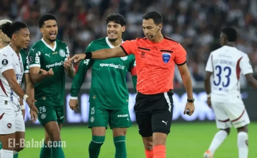 Penalty Highlights Controversial Facundo Tello Refereeing in LDU vs Palmeiras