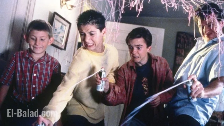 Frankie Muniz Reveals ‘Malcolm in the Middle’ Revival Photo with Co-Stars
