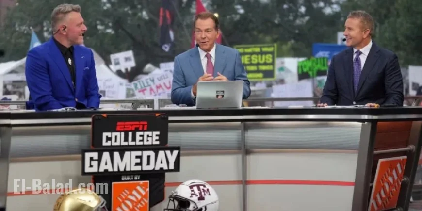 Country Music Icons Live at College Gameday in Nashville