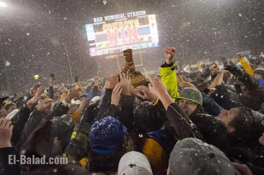 Pokes Insider Celebrates Tradition of Border War Lore