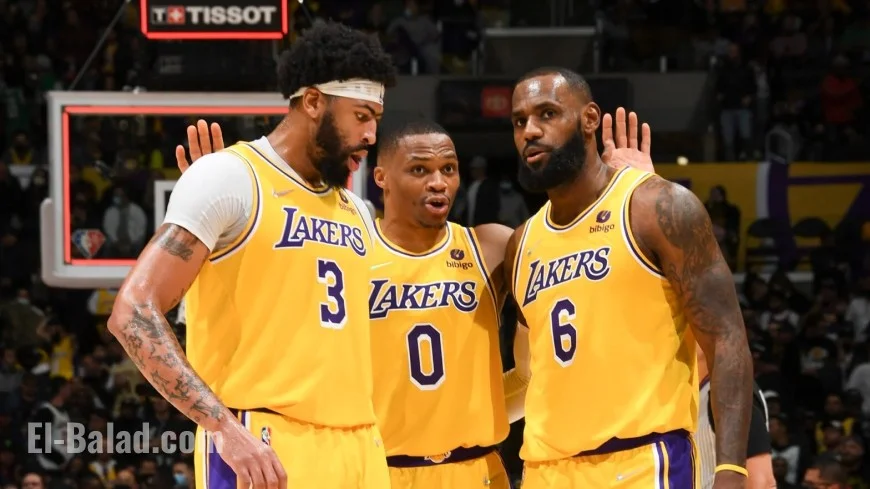 NBA scores today: early leads, late tip-offs, and the storylines driving a nine-game Sunday slate