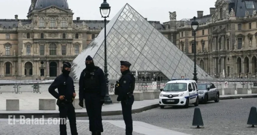 French Prosecutors: Two Arrested for Louvre Jewel Heist