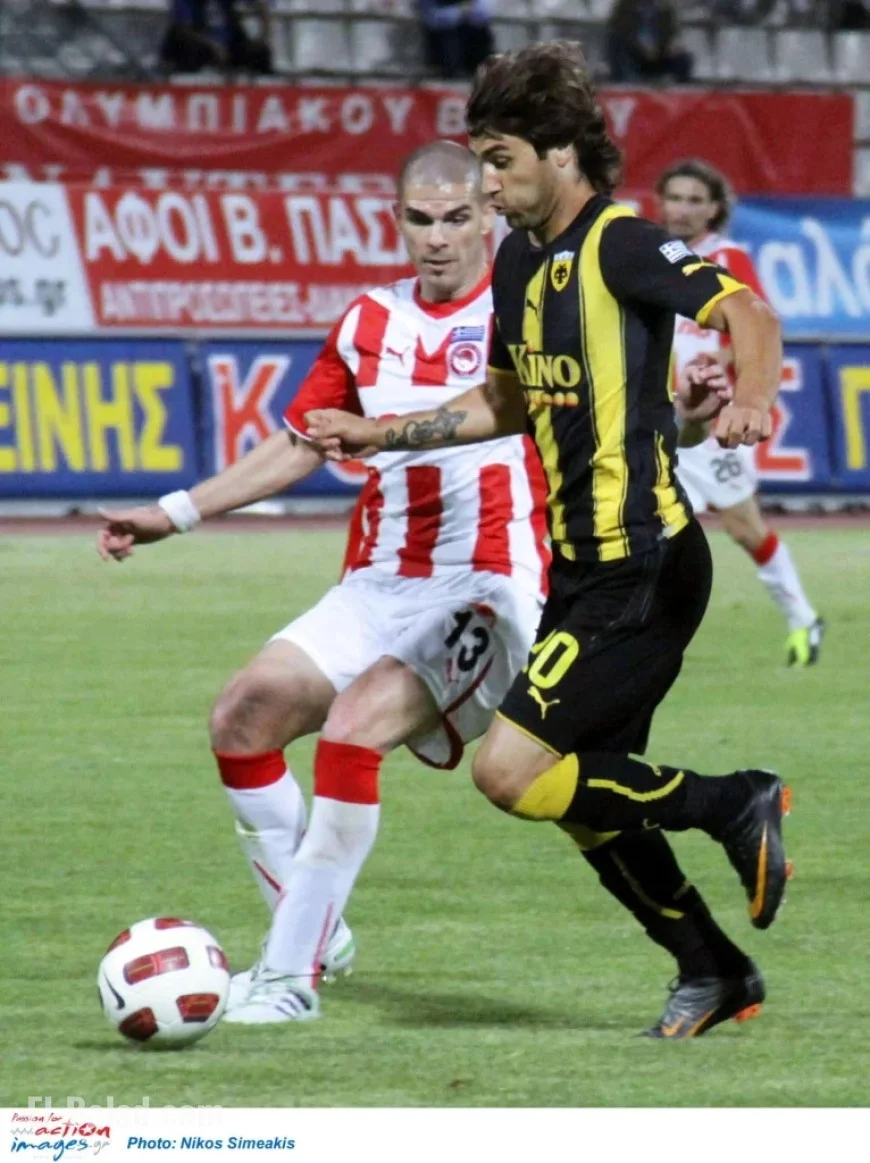 Olympiacos, AEK Battle for Supremacy in Crucial Derby Showdown