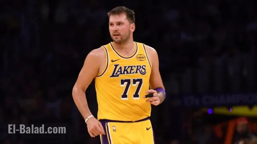 Luka Dončić Sidelined 1 Week with Finger Sprain, Leg Injury