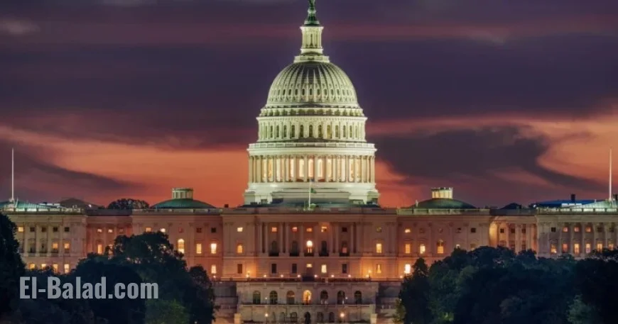 Government Shutdown Intensifies: Missed Paychecks, Benefit Lapses Spur Deal Pressure