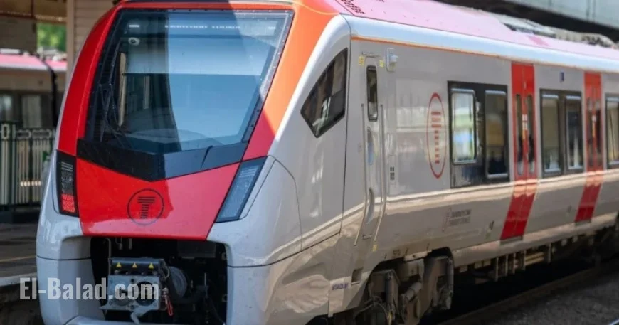 Body Found on Railway Line Closes Tracks for Hours