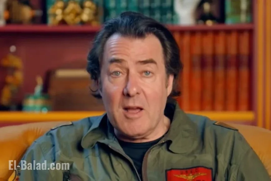 Celebrity Traitors Warns Jonathan Ross for Major Rule Violation