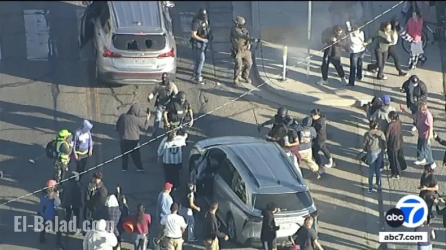 Federal Agents Sweep Oxnard Neighborhood