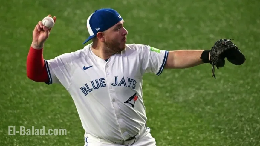 Blue Jays Replace Alejandro Kirk with New Catcher in World Series Game 3