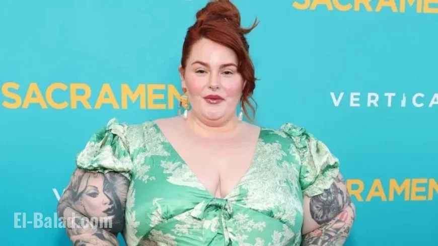 Tess Holliday Accuses United Flight Attendant of Fat-Shaming Her