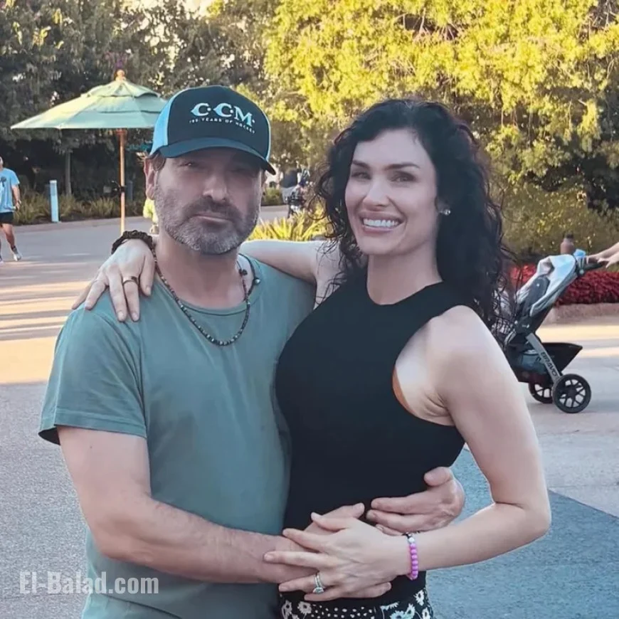 Johnny Galecki Offers Rare Look at Family Visit to Disney World