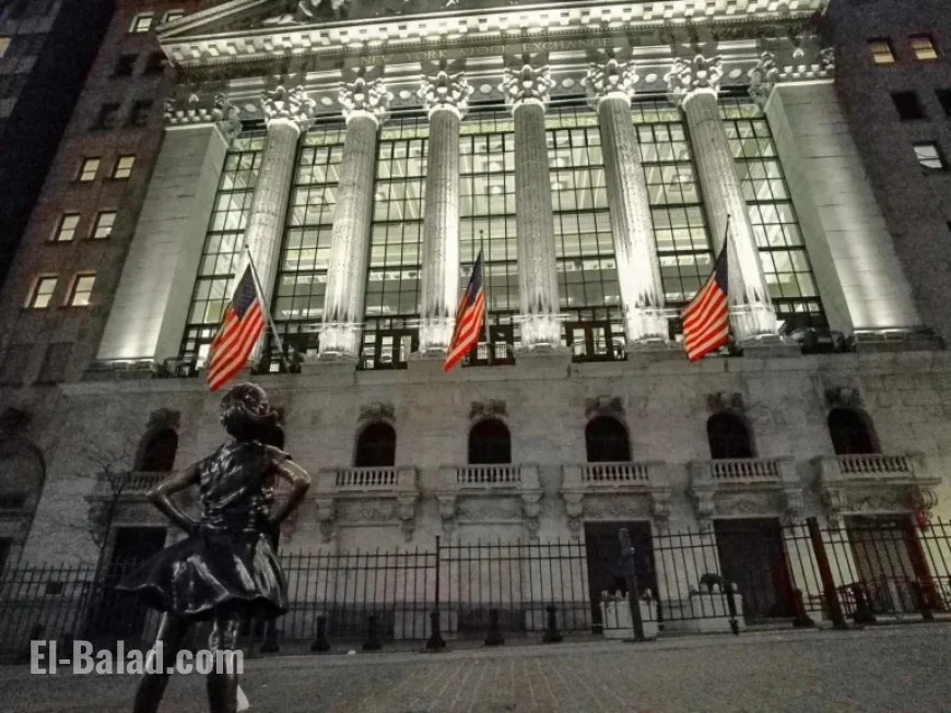 Megacap Technology Stocks Decline, Leading to Lower Market Settlements