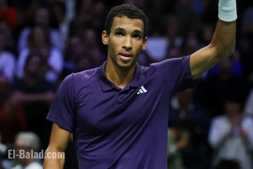 Félix Auger-Aliassime Advances to Paris Tournament Semifinals