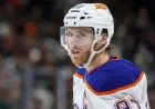 Oilers’ McDavid Reaches 1,100 Points as Fourth-Fastest Player