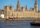 Thames Drilling Yields Crucial Data for Westminster Palace Restoration