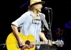 Todd Snider Faces Complex Health Challenges Following Pneumonia Diagnosis