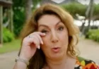 Jane McDonald Pauses Show, Overcome by Emotional Message