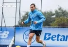 Bednarek, Sainz, and De Jong Ready for Sintrense Clash