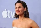 Jennifer Garner Surprises Clay County with Unannounced Visit