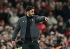 Rúben Amorim Adopts Key Manchester United Tactic with Bruno Fernandes Central