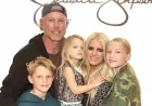 Jessica Simpson Celebrates Thanksgiving with Family and Estranged Husband Eric Johnson