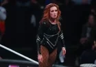 Ex-WWE Star Responds Assertively to Becky Lynch’s Comments