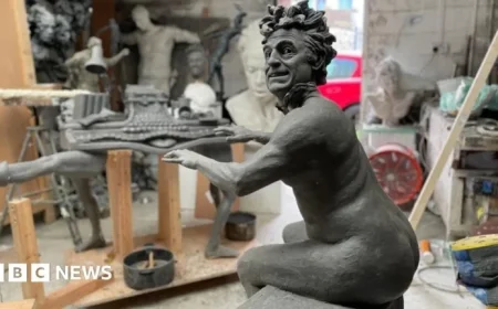 Nude Organist Statue of Terry Jones Unveiled in Monty Python’s Hometown