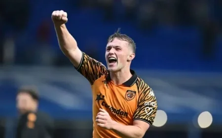 Hull City’s Star Striker Eases Oli McBurnie Concerns
