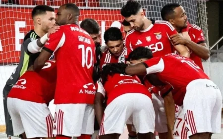 Benfica Triumphs in Champions League, Leaving Everyone Delighted