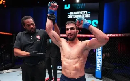 Featherweight Prospects Isaac Dulgarian and Yadier Del Valle Clash at UFC Apex