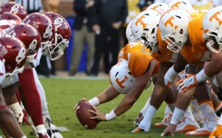 Oklahoma vs Tennessee tonight: time, channel, odds, likely lineups, and the ACC-to-SEC subplot driving a prime-time showdown