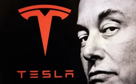 Elon Musk Targets 2025 for Tesla Roadster Demo Launch