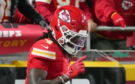 Rashee Rice Scores Touchdown, Ties Game 7-7 in Buffalo