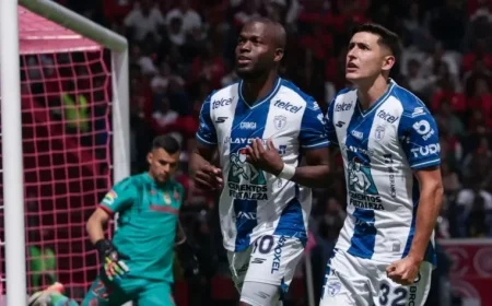 Enner Valencia Poses Major Threat as Pachuca Hosts Chivas in Apertura 2025
