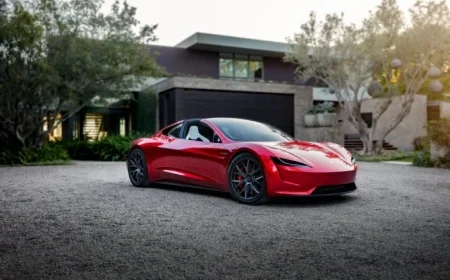 Musk Teases ‘Unforgettable’ Next-Gen Tesla Roadster Demo in Interview (VIDEO)