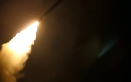 Trump Temporarily Halts Tomahawk Missiles to Ukraine