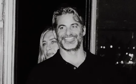 Jennifer Aniston and Jim Curtis Confirm Relationship on Instagram