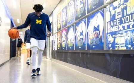 University of Michigan Athletics Opens 2025-26 Season with Oakland Banner Unveiling