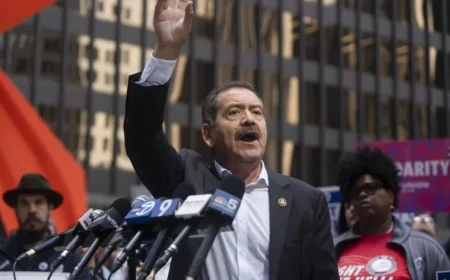 U.S. Rep Jesus ‘Chuy’ Garcia Steps Down; Chief of Staff to Run