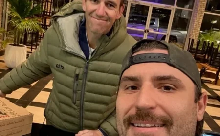 Eli Manning Visits Morris County Pizzeria, Poses with Giants Fan Owner