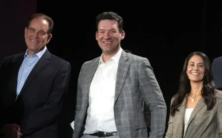 Critics Slam Tony Romo’s Awkward Noises During NFL Broadcast