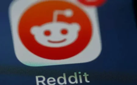 Global Reddit Outage Leaves Thousands Unable to Access App and Website