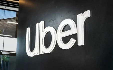 Uber Shares Drop as Q3 Earnings Surpass Expectations Amid Strong Demand