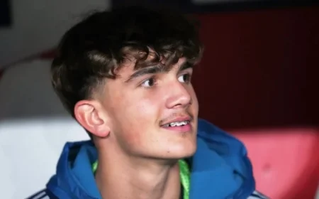 Arsenal’s Dowman Sets Record as Youngest Champions League Player